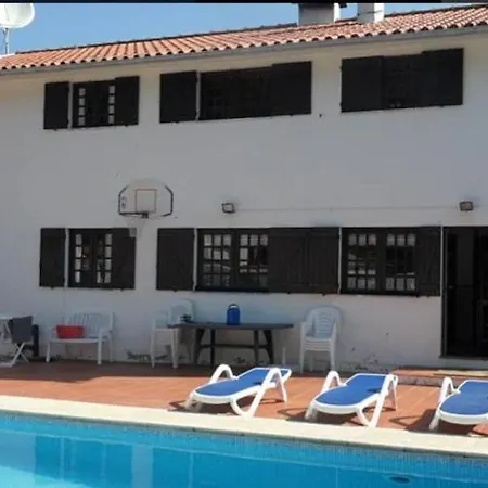 Holiday home Vivenda Caldevilla